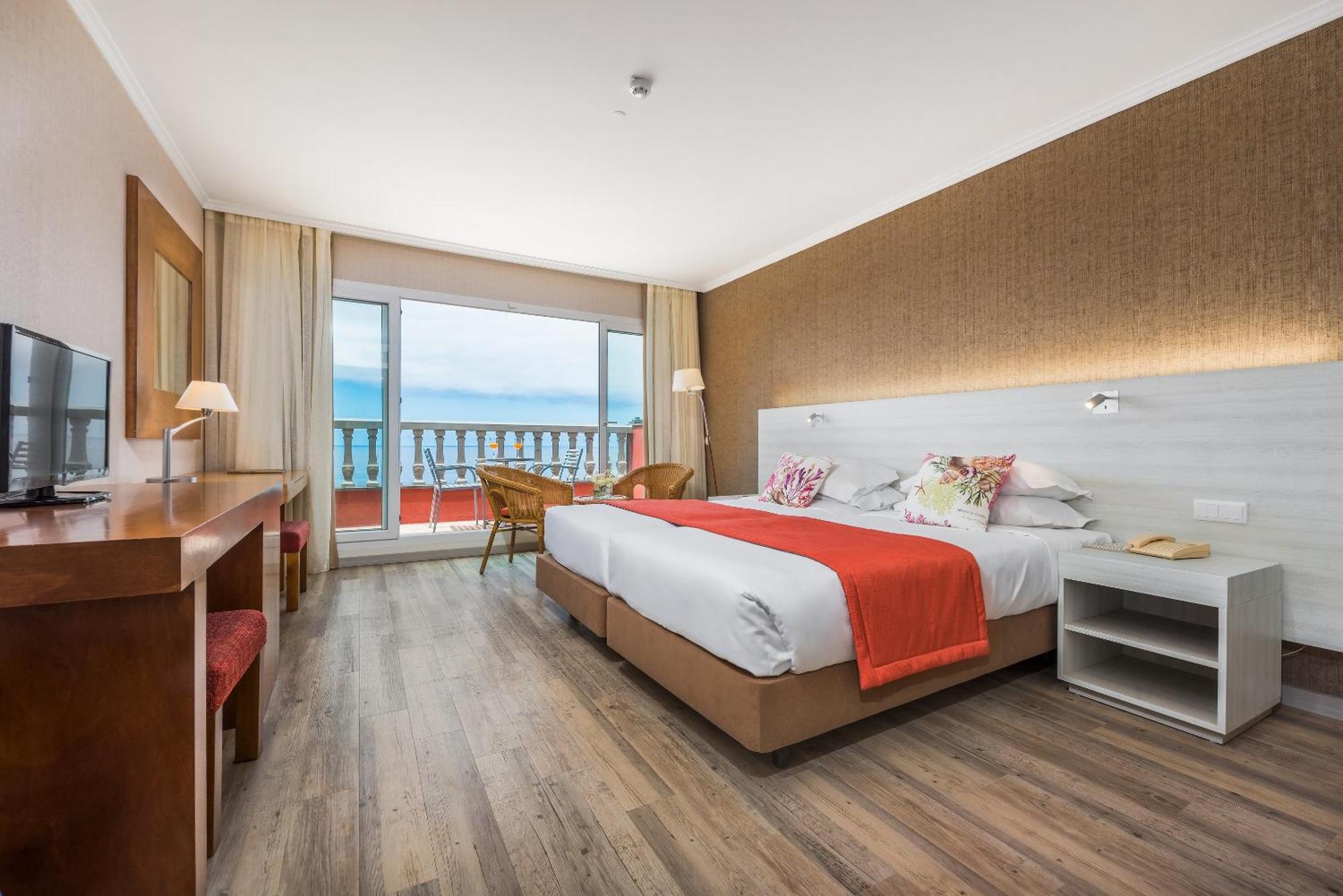 Twin Room Sea View Balcony